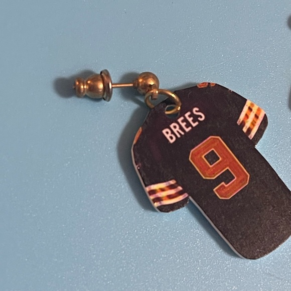 Drew Brees Jersey Post Hanging Earrings - Picture 2 of 3